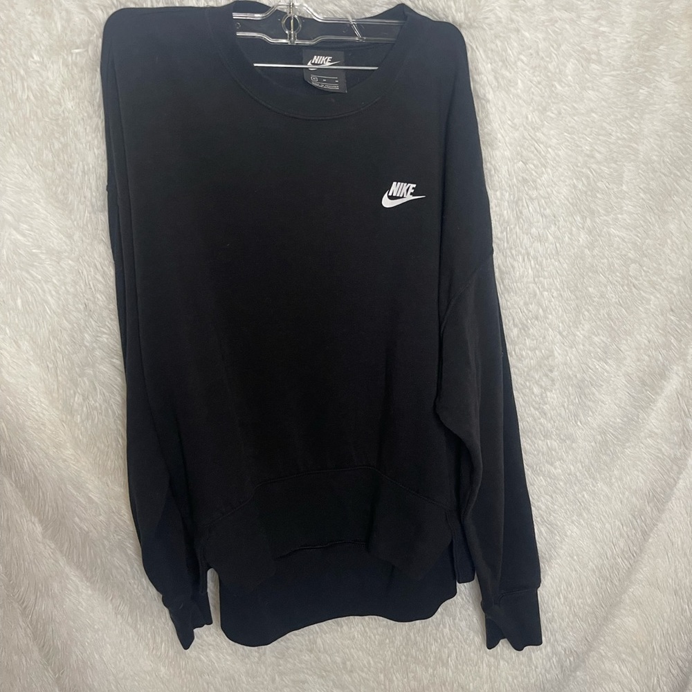 Black Nike crew neck
